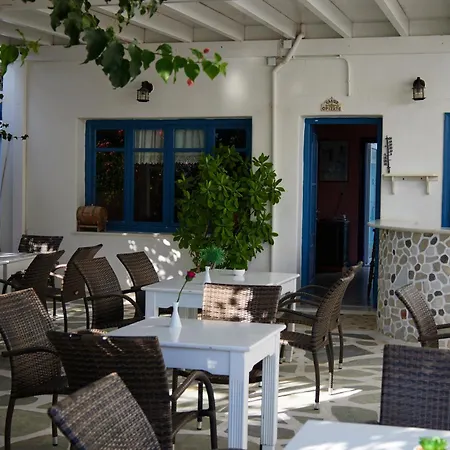 Theologos Place 2* Antiparos Town