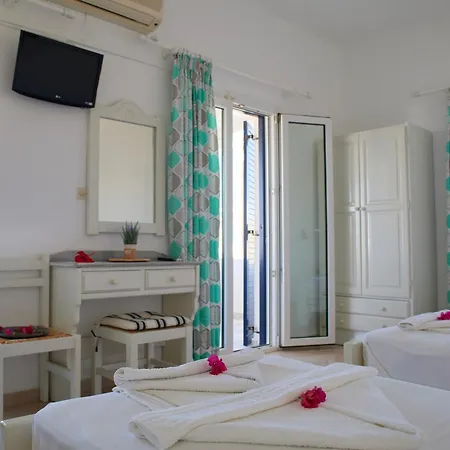 Pensionat Theologos Place