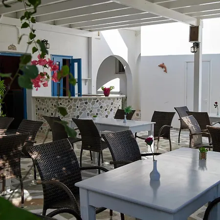 Theologos Place Pensionat Antiparos Town